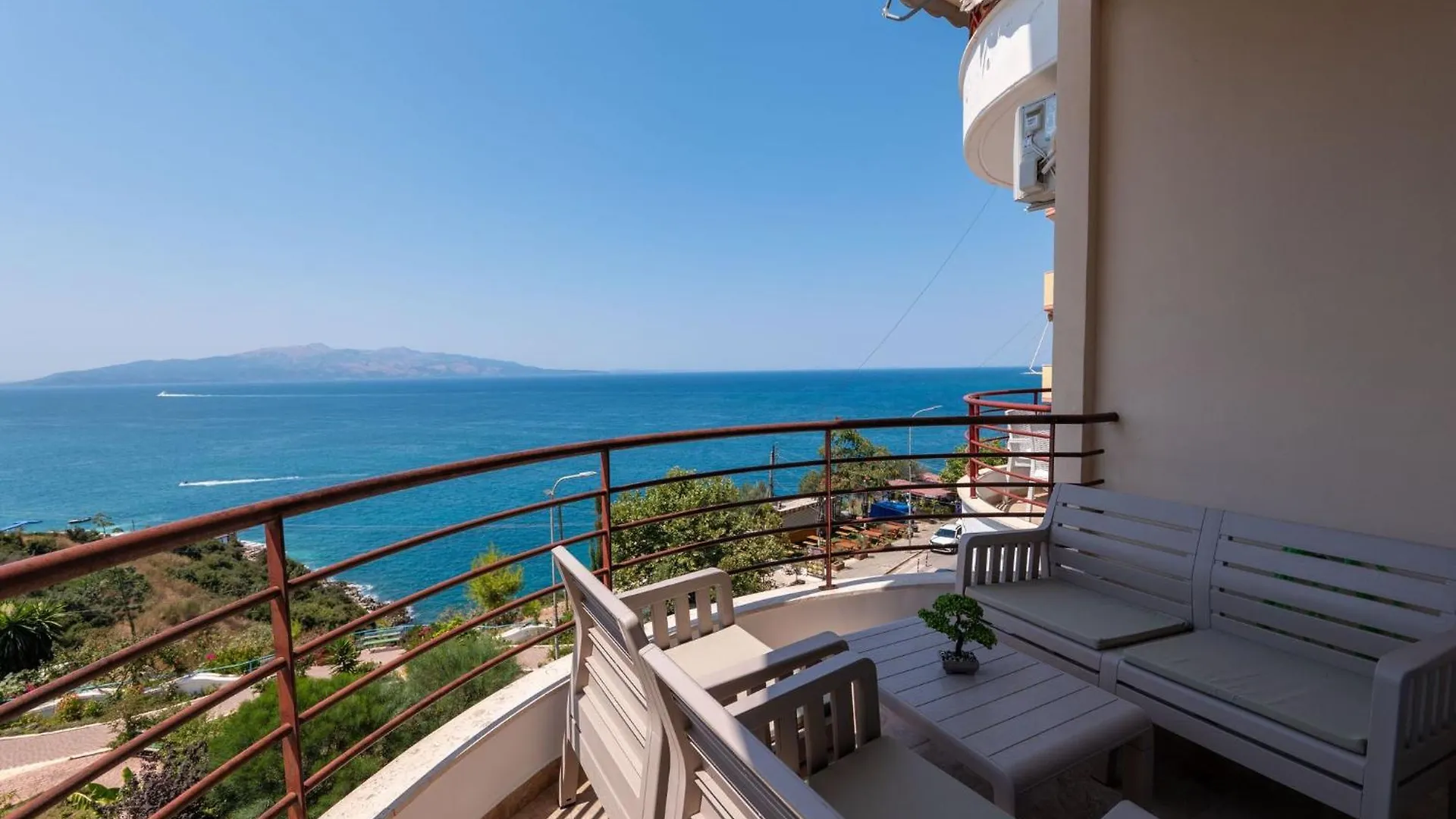 סרנדה Luxurious Coastal Apartment 0*,  אלבניה