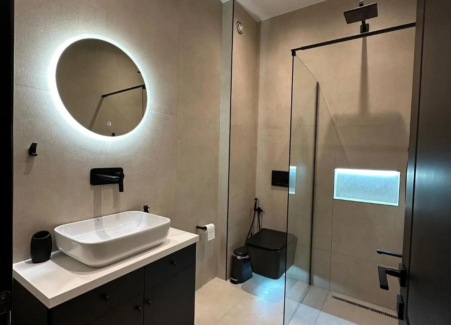 סרנדה Luxurious Coastal Apartment
